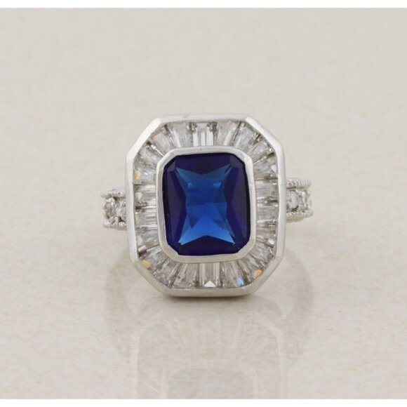 Sterling Silver Blue Cubic Zirconia and White Cubic Zirconia Ring Size 7 1/2 - Picture 1 of 8